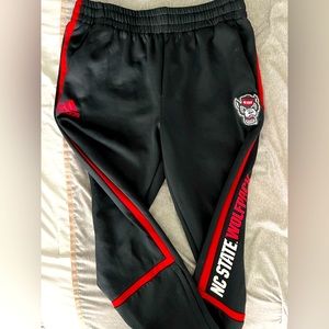 ADIDAS NC STATE SWEATPANT JOGGERS MEDUIM